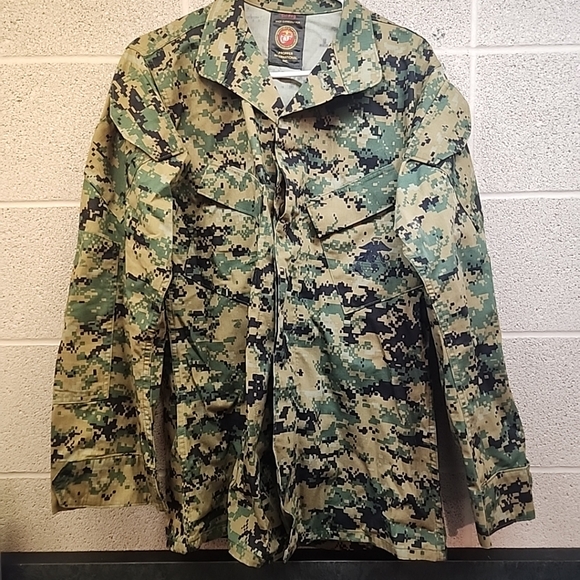 Men’s American Apparel Inc. Sz Sm-Reg US Marines Digital Camo Button Up Jacket - Picture 1 of 6